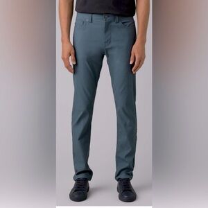 Prana Brion Slim Fit - Straight Leg Hiking Pant Men’s Size 35x30